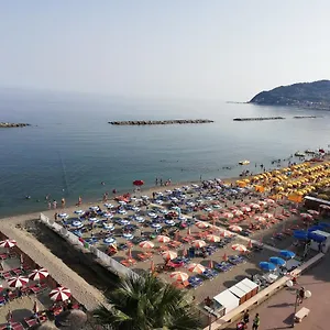 *** Hotel Adrimer Italia